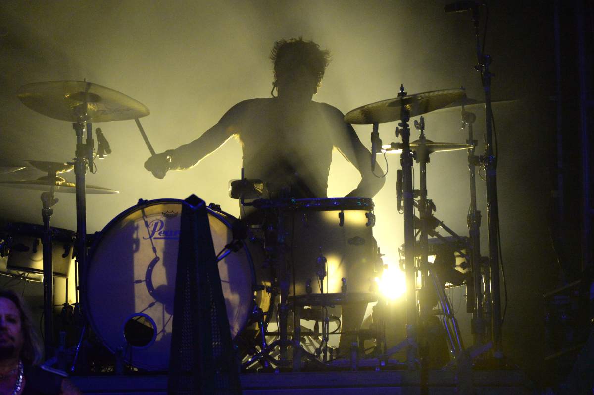 Tommy Lee performs onstage during Mötley Crüe: The Final Tour “All Good Things Must Come To An End” at Barclays Center.