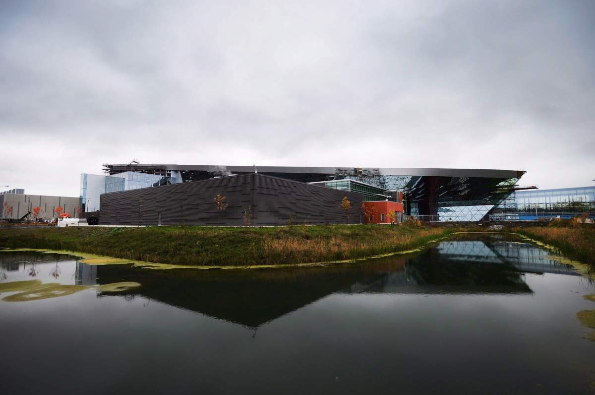 A fresh look at Canada's ability to defend against possible online threats to the next national election will among the new federal cybersecurity centre's first tasks.