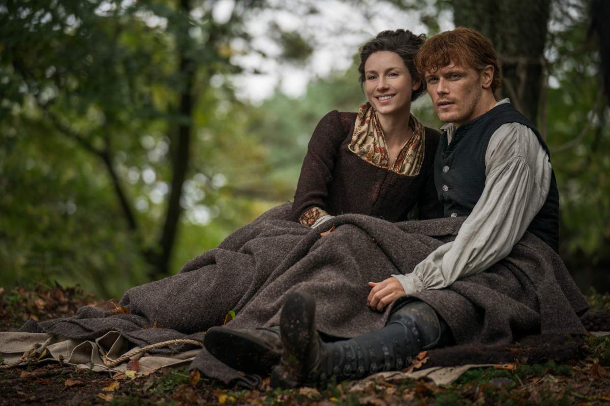 Caitriona Balfe of 'Outlander' sat down with Global News to discuss Season 4 of the show and more.