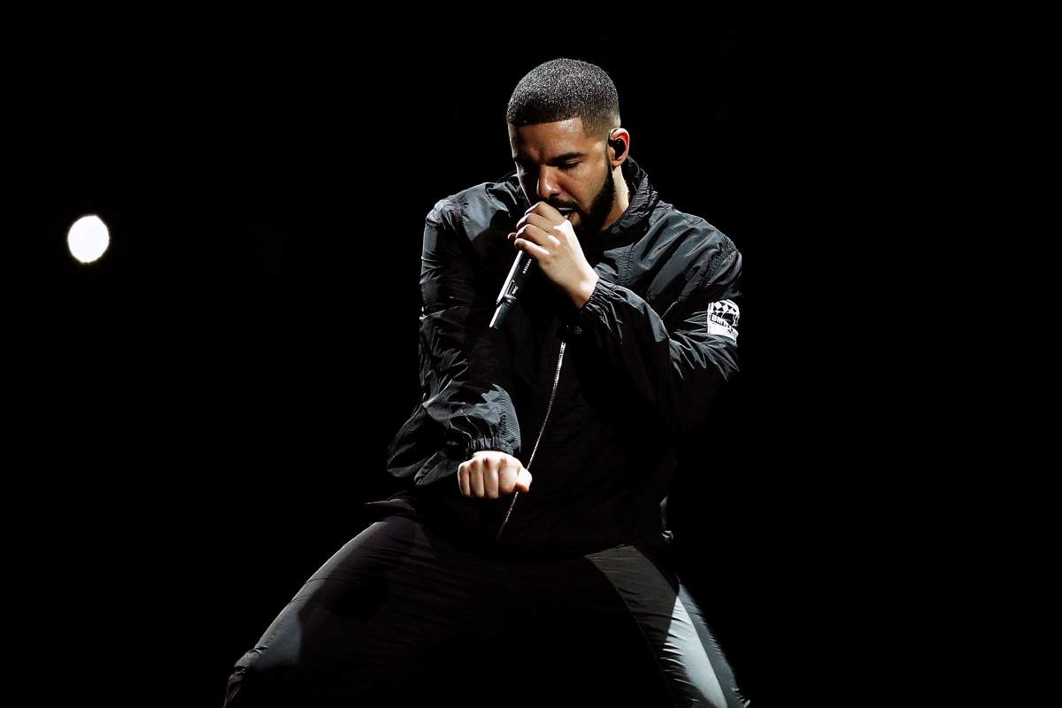 Drake performs at Qudos Bank Arena on November 7, 2017 in Sydney, Australia.