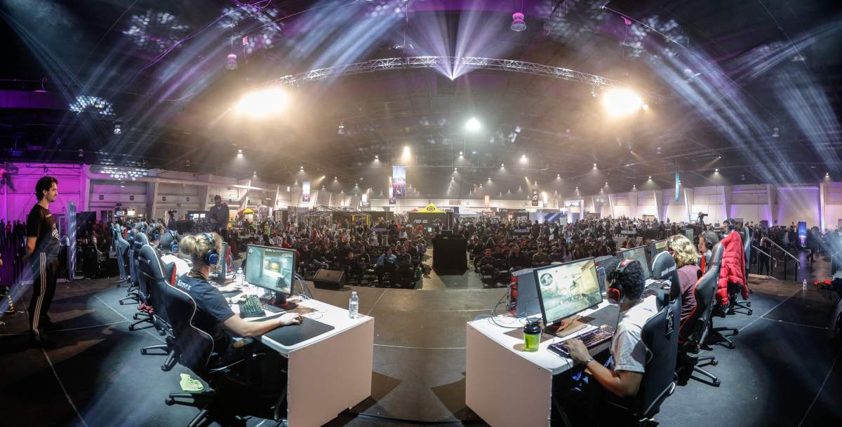 Tournament competitors play in front of a crowd of fans at EGLX last March.