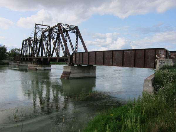 The Fairford railway bridge.