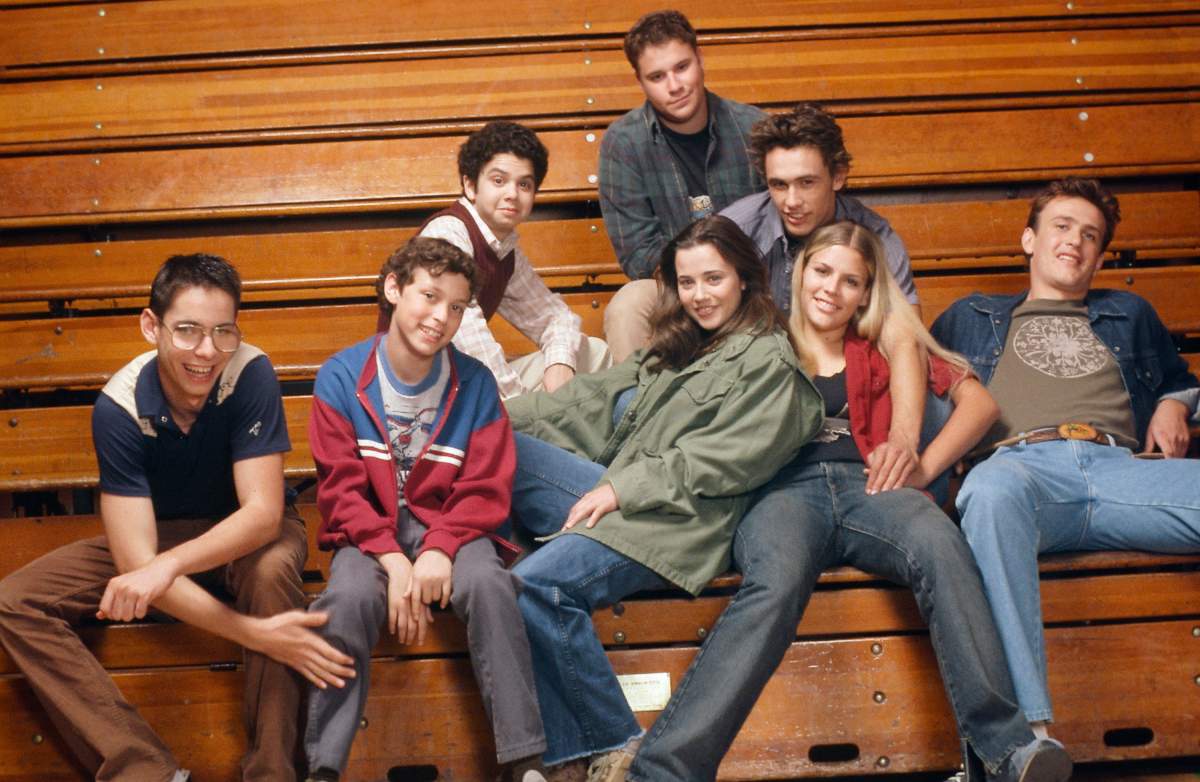 Freaks and Geeks, Season 1. Pictured: (front rpw l-r) Martin Starr as Bill Haverchuck, John Francis Daley as Sam Weir, Linda Cardellini as Lindsay Weir, Busy Philipps as Kim Kelly, Jason Segel as Nick Andopolis, (back row l-r) Samm Levine as Neal Schweiber, Seth Rogen as Ken Miller, James Franco as Daniel Desario. Photo by: Chris Haston/NBC/NBCU Photo Bank via Getty Images.
