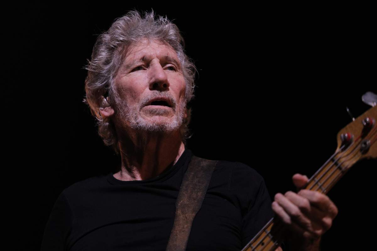 Roger Waters performs live on stage at Olympiysky Sports Complex on August 31, 2018 in Moscow, Russia.
