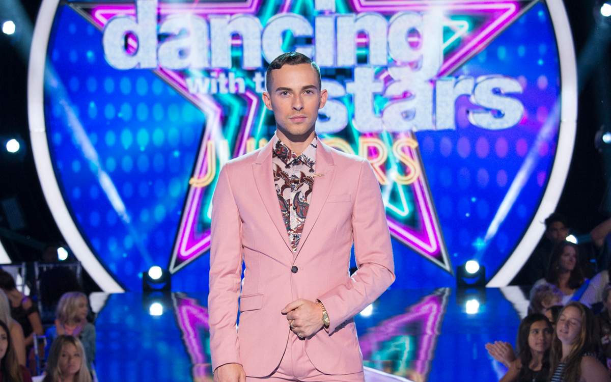 Olympic figure skater Adam Rippon sat down with Global News to discuss what it's like to be a judge on 'Dancing With the Stars: Juniors.'.