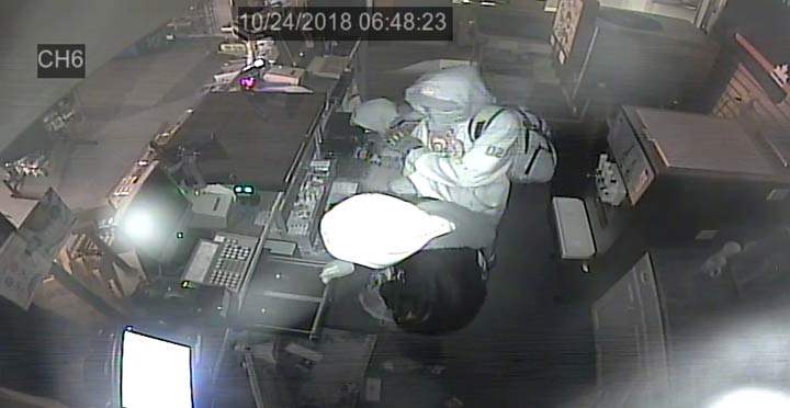 Cash, tobacco products stolen from Rosthern, Sask. store during break-in: RCMP.
