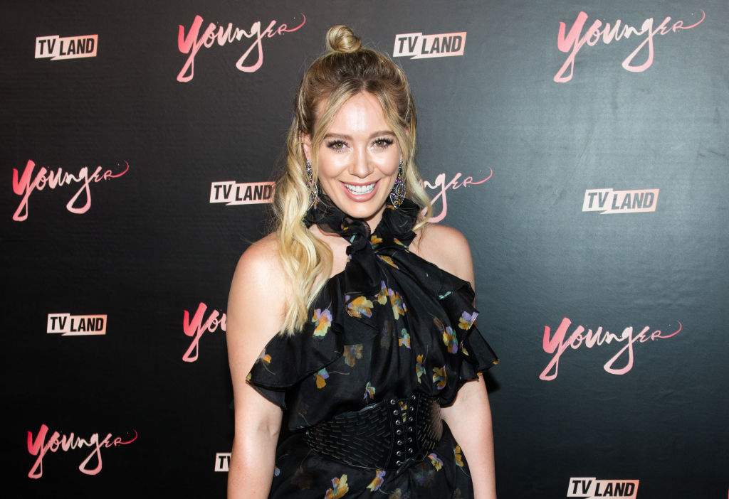 Singer Hilary Duff recently told the "Informed Pregnancy" podcast she drinks smoothies using frozen placenta cubes. Doctors don't think it's a good idea.