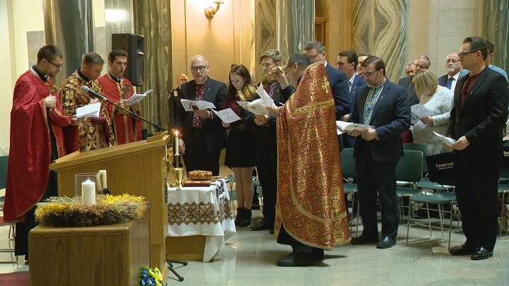 A remembrance candle will burn in the legislative building’s rotunda this week in memory of the lives lost during the 1932-33 Ukraine famine.