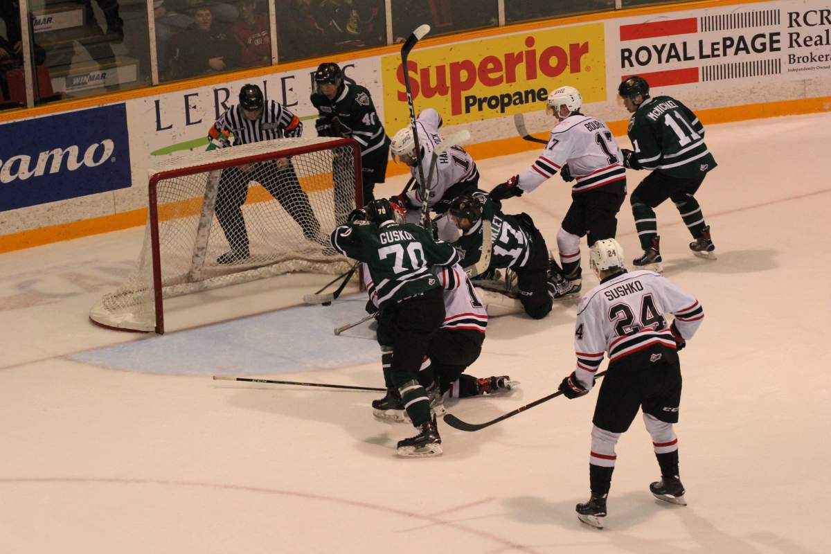The London Knights pushed past one final stick on the goal line to tie the game with 13.6 seconds remaining in regulation time. (Photo credit: Jim Van Horne/980 CFPL)