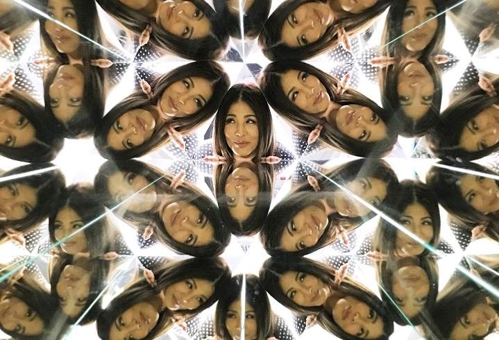 Minna Rhee visits the Museum of Illusions, a new museum opened in Toronto.