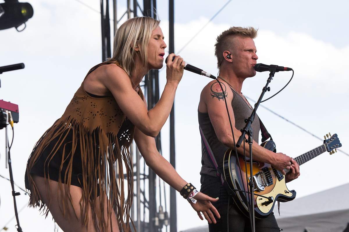 (L-R) Molly and Ryan Guldemond of Mother Mother perform at the Sasquatch Music Festival at The Gorge on May 22, 2015, in George, Wash.