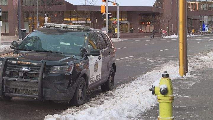 The Calgary Police Service’s Homicide Unit is investigating after a man died early Sunday morning in downtown Calgary.