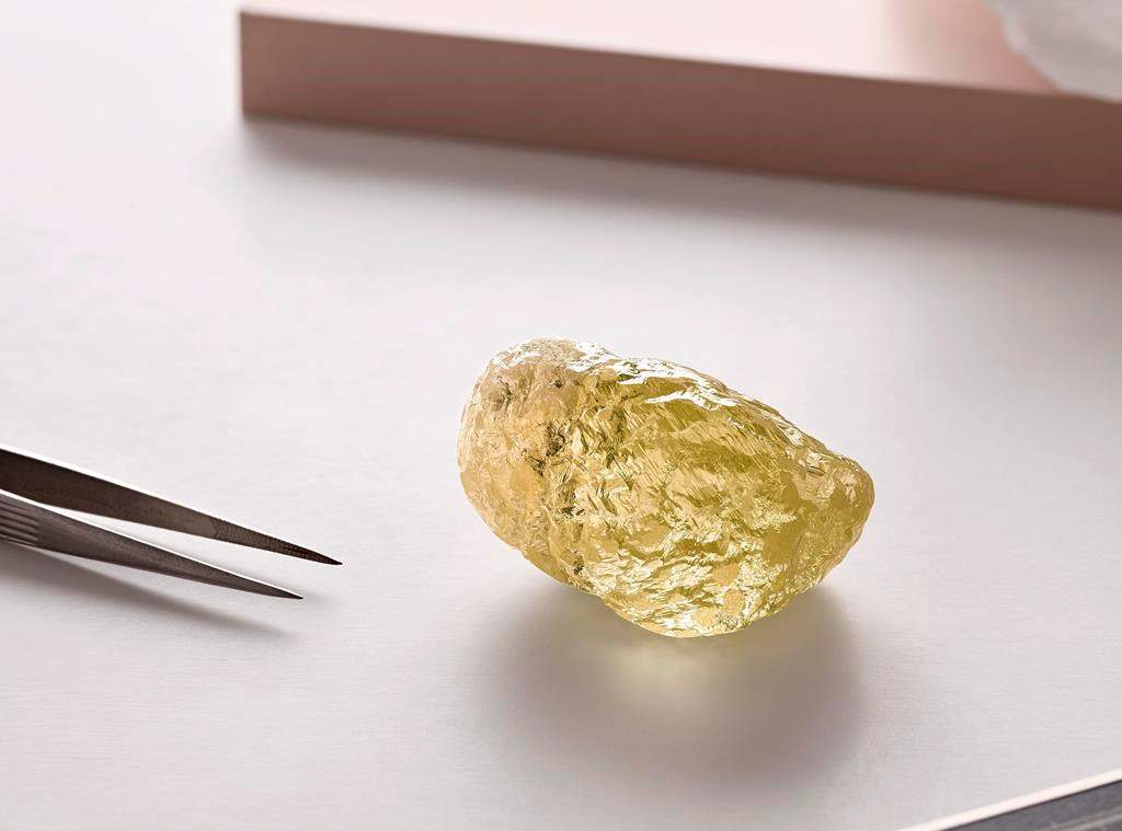 A 552-carat yellow diamond unearthed in October at the Diavik Diamond Mine, approximately 217 kilometers south of the Arctic Circle in Canada’s Northwest Territories is shown in this undated handout image. A Canadian mining firm says it has unearthed the largest diamond ever found in North America. THE CANADIAN PRESS/HO-Dominion Diamond Mines ULC *MANDATORY CREDIT*.