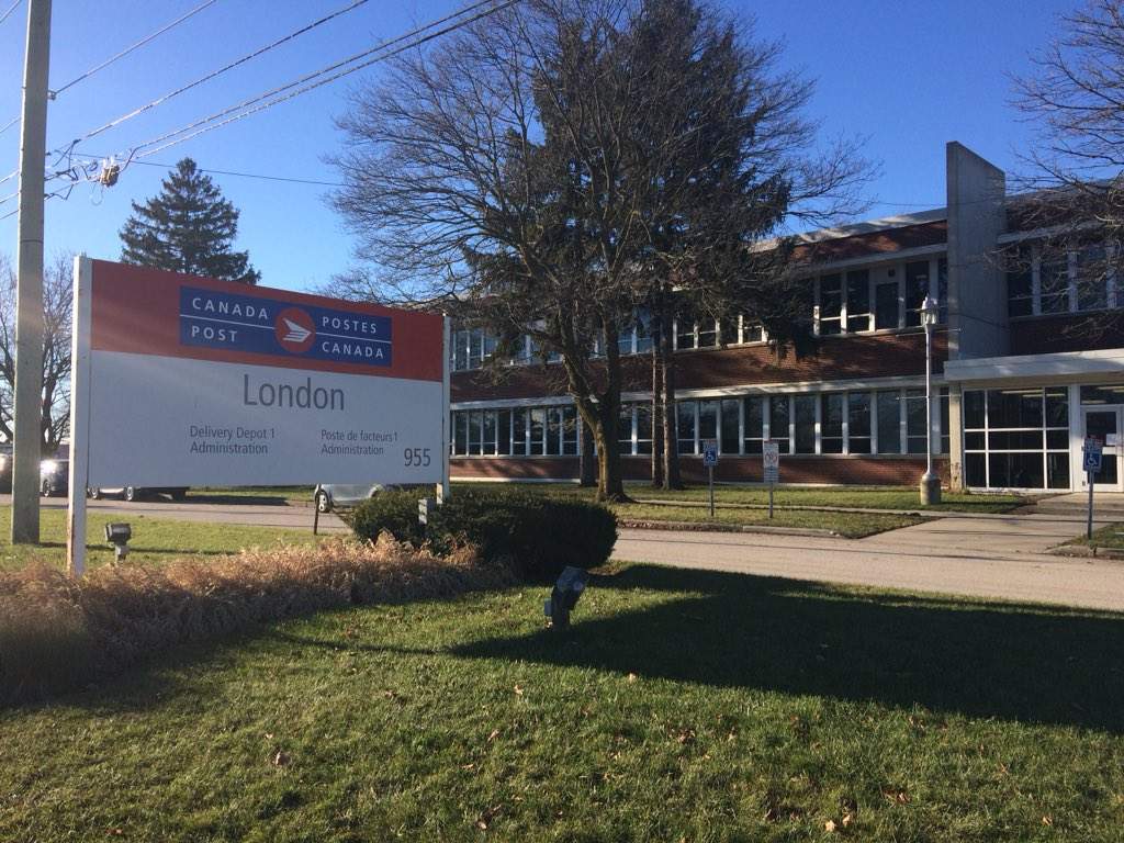 The Canada Post facility on Highbury Avenue just south of Oxford Street in London, Ont. 
