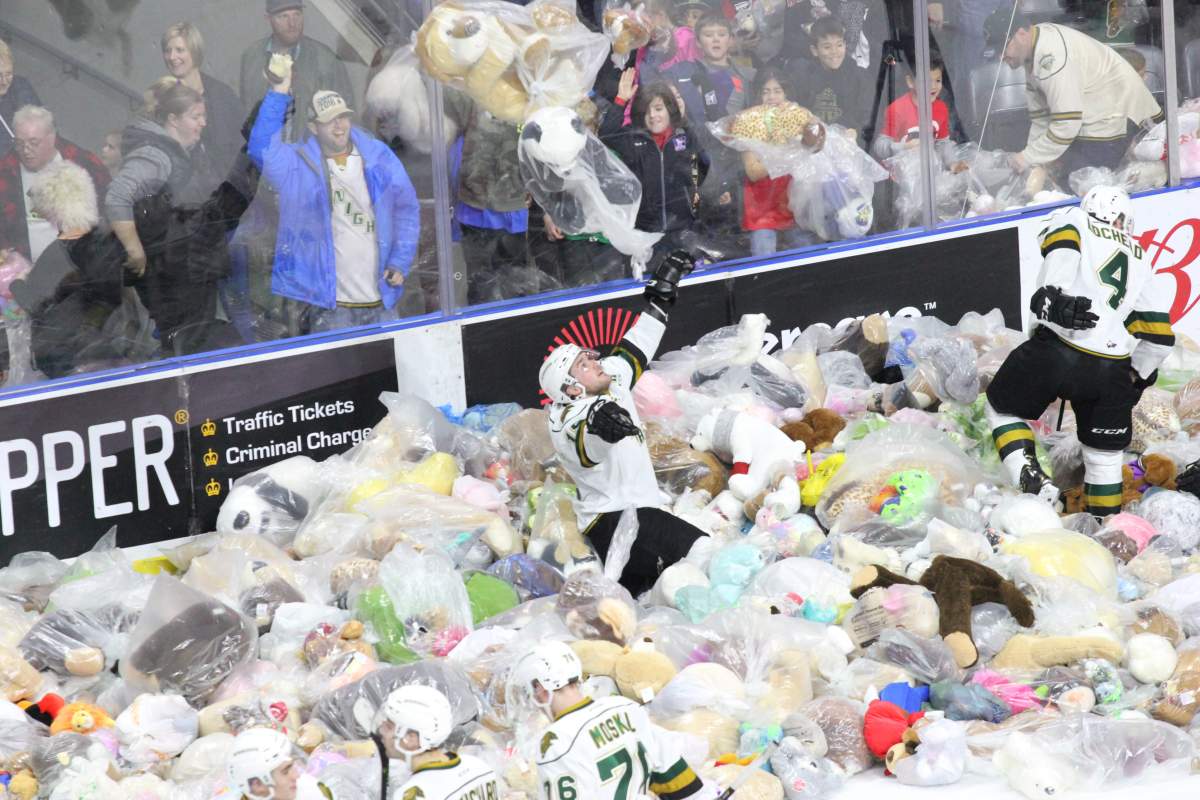 London, Ont. - The London Knights collected 8763 teddy bears and their 14th consecutive win at Budweiser Gardens on Sunday, December 2, 2018.