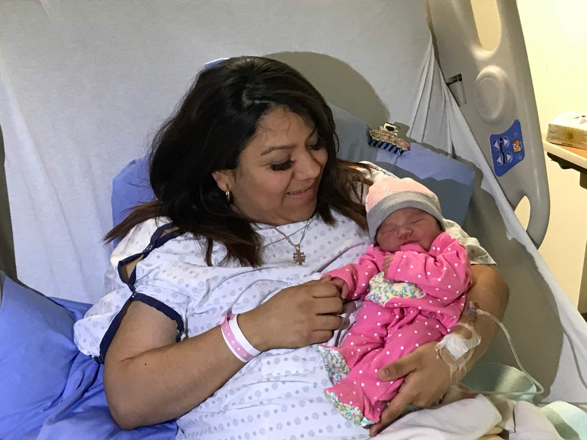 Karla Rivas and newborn daughter ‘Amanda Cristabel Rivas’