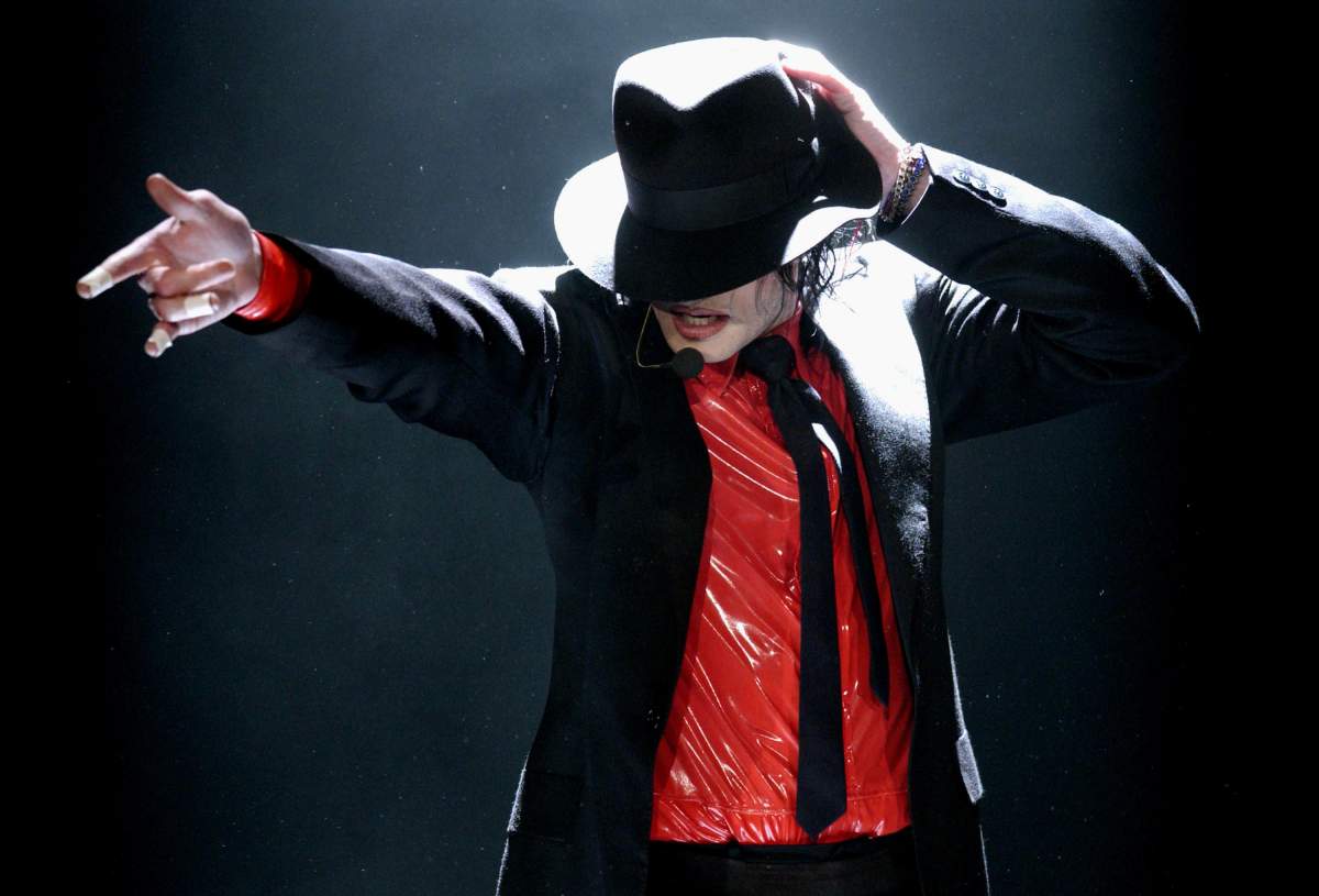 Michael Jackson performs on stage at the taping of the ‘American Bandstand’s 50th — A Celebration!’ on May 3, 2002.