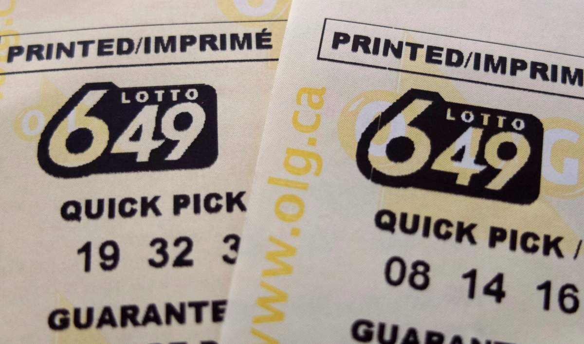 File: Lotto 6/49 tickets.