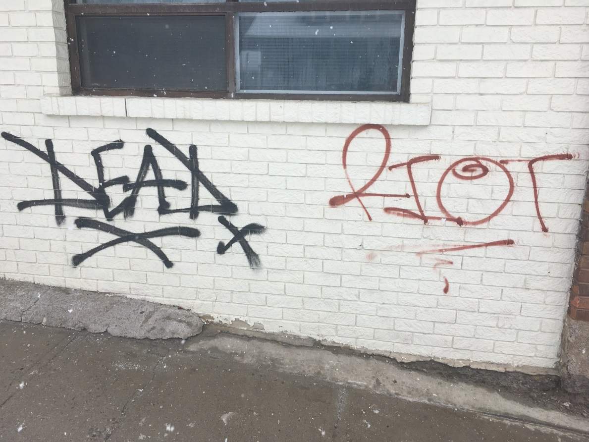 Halton police investigating graffiti in Georgetown - image