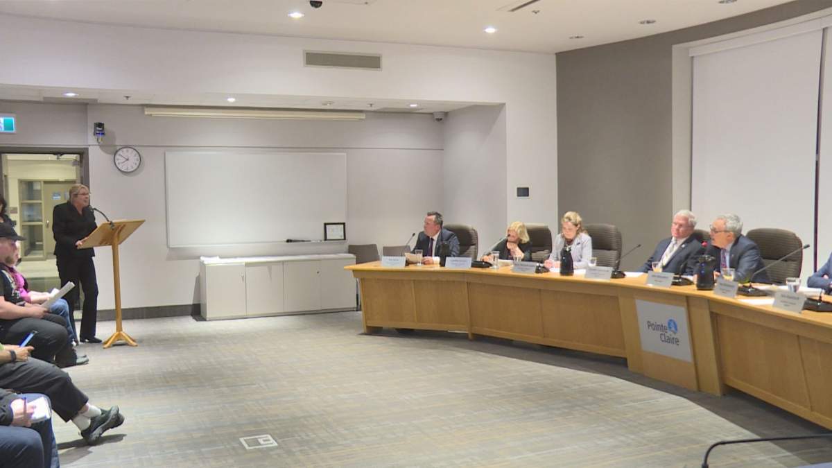 Pointe-Claire resident Louise Bissonnette angrily questioned John Belvedere about a proposed church expansion. Mar 12, 2019.