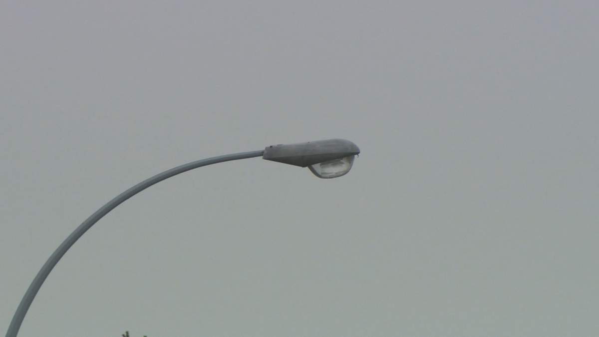 New survey looking for opinions on Winnipeg’s street lighting - image