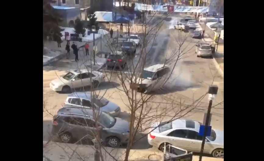 A screenshot from a video that caught a driver allegedly speeding and swerving through uOttawa campus on Wednesday.