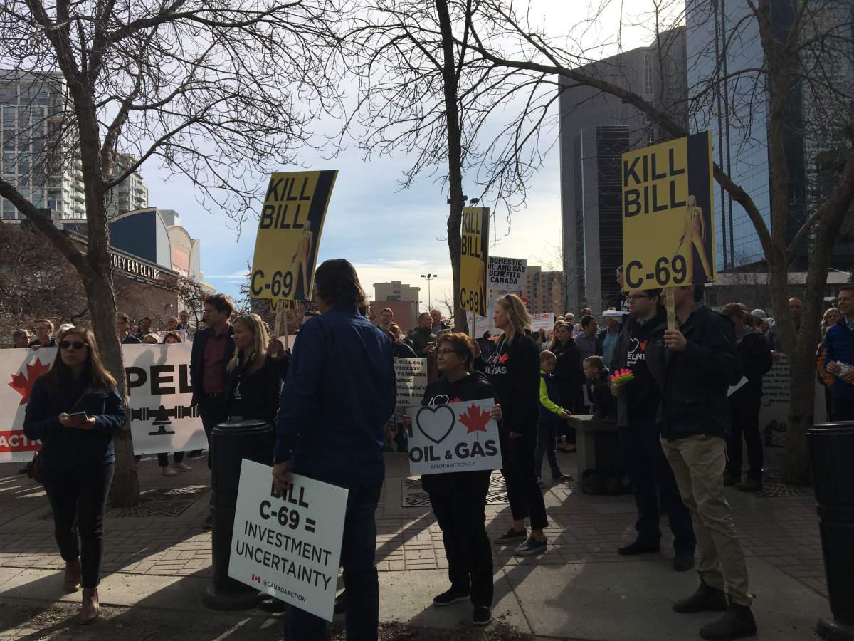 Albertans rally in Calgary in support of pipelines on April 9, 2019.