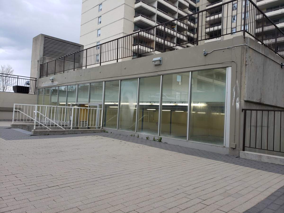 The Courts of St. James indoor swimming pool in Winnipeg.