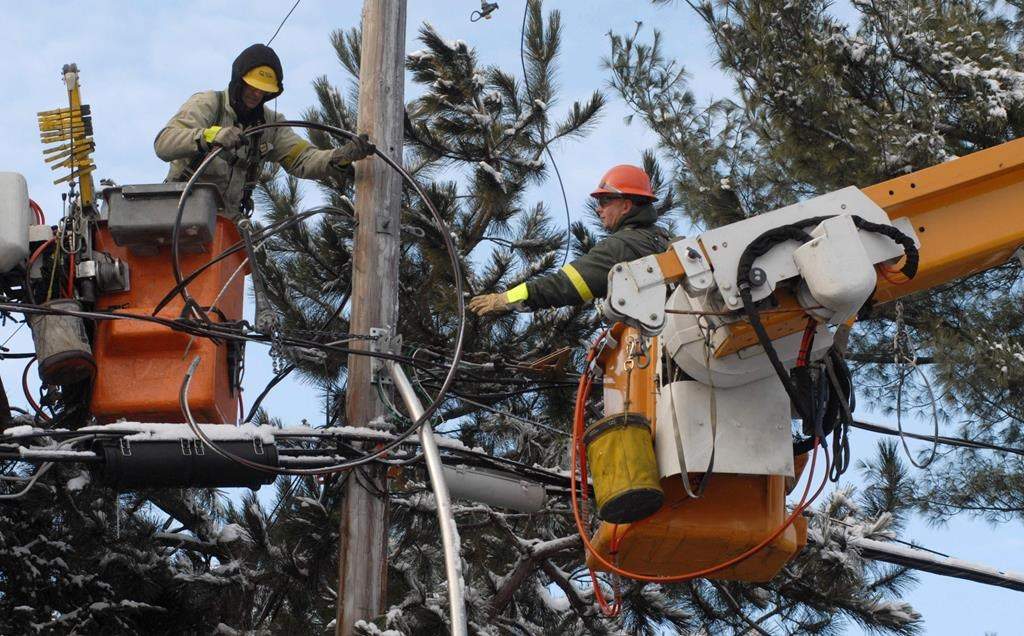 Hydro-Québec will provide an additional $35 million in refunds to customers.