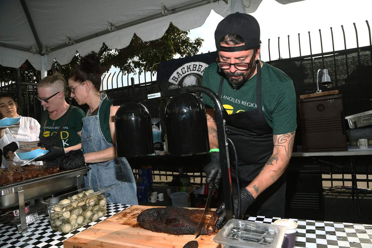 Dave Grohl attends the ‘Eat, Drink And Support’ dining experience at the Los Angeles Regional Food Bank on Dec. 22, 2018 in Los Angeles, Calif.