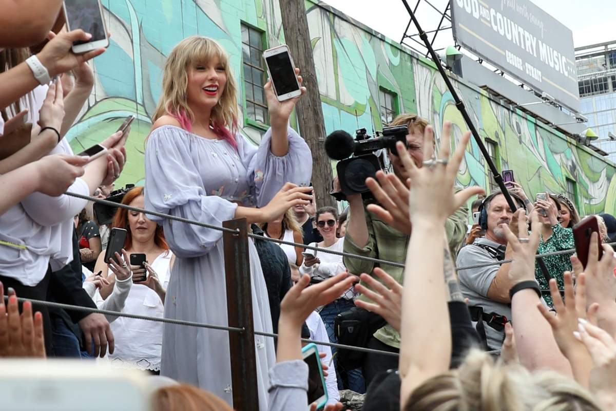 In advance of her new single Me!, Taylor Swift surprises fans at the new Kelsey Montague What Lifts You Up mural on April 25, 2019 in Nashville, Tenn.