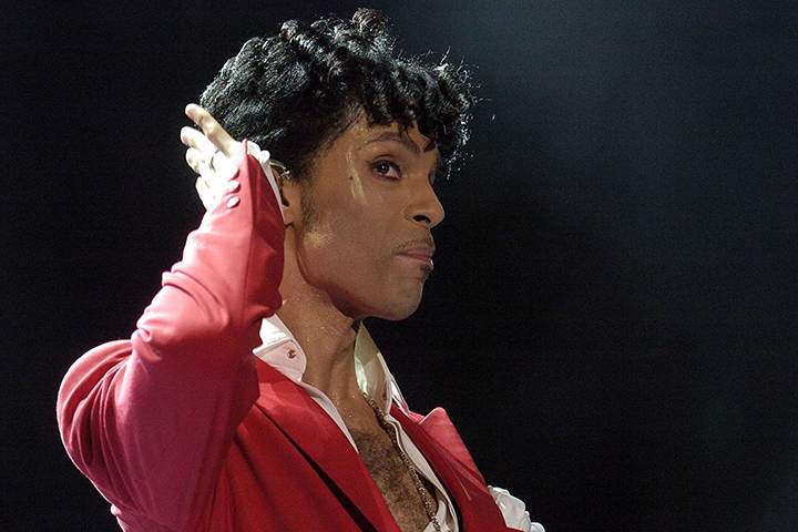 Prince performs at the 10th Anniversary Essence Music Festival at the Superdome on July 2, 2004 in New Orleans, La.