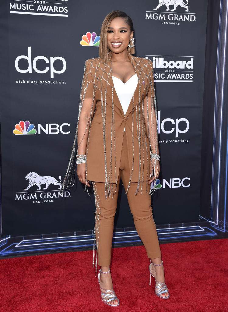 Billboard Music Awards 2019: Best and worst looks on the red carpet - image