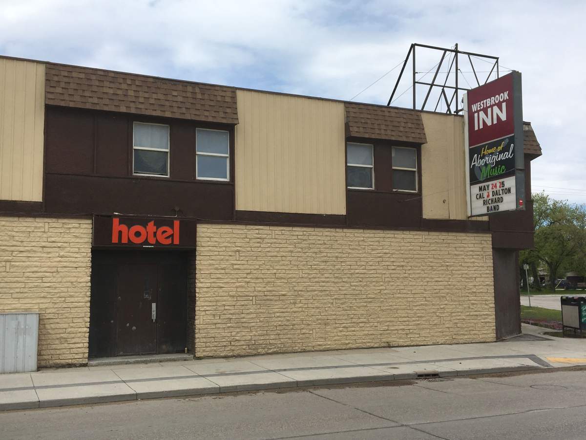 The front entrance of the Westbrook Inn, on the 100th block of Keewatin Street.