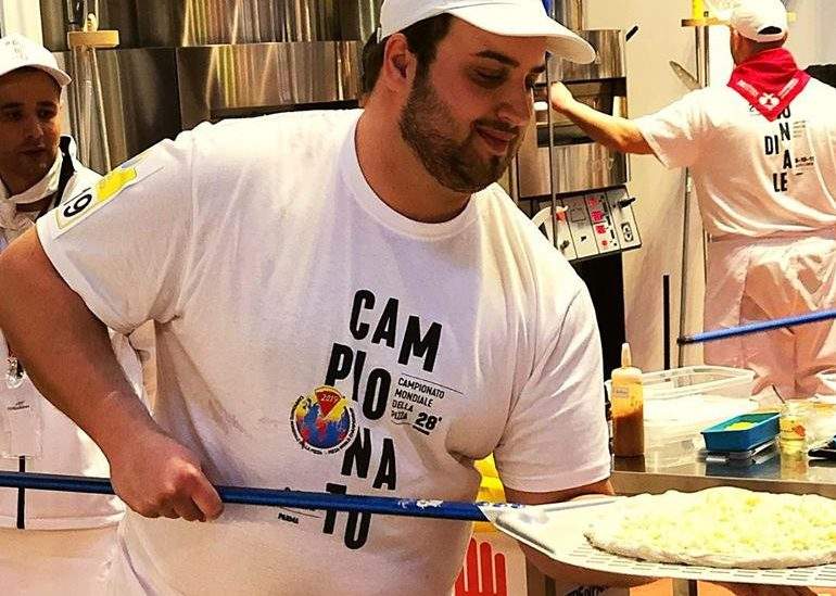 Pizza champ Thomas Schneider.