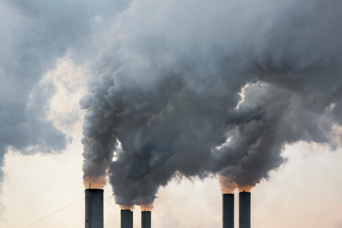 Manitoba lowers target for greenhouse gas emission reduction plan - image