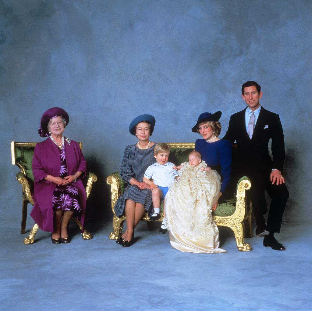 Prince Louis wears Prince Harry’s childhood outfit during Queen’s birthday - image