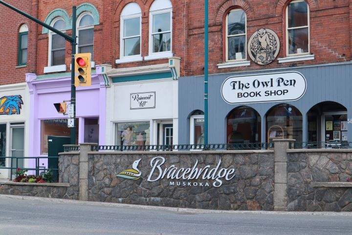 The Town of Bracebridge has a population of about 16,000.