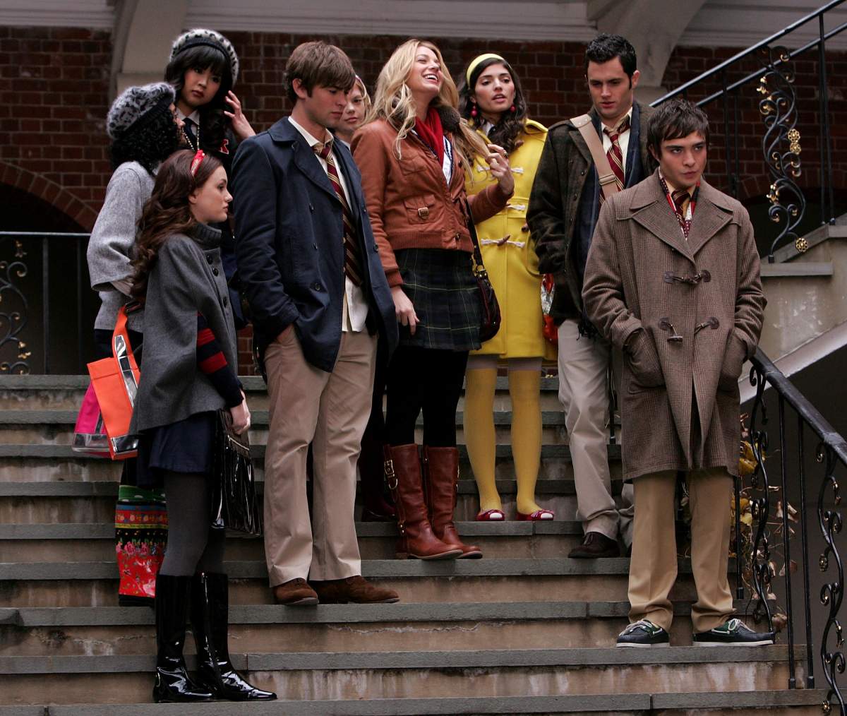 Leighton Meester, Chace Crawford, Blake Lively, Penn Badgley and Ed Westwick on location for 'Gossip Girl' in New York City on Nov. 27, 2007  .