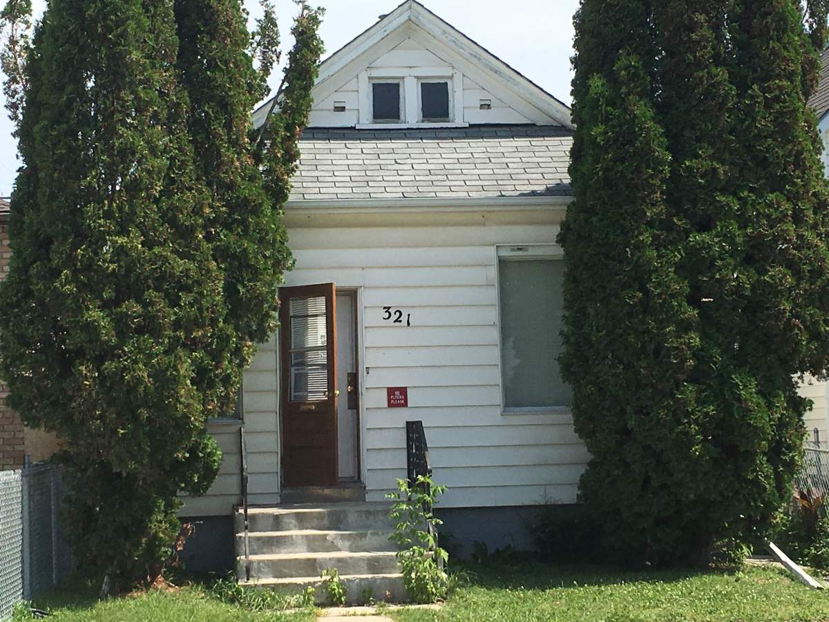 A male was taken into custody from this house on Brooklyn Street.