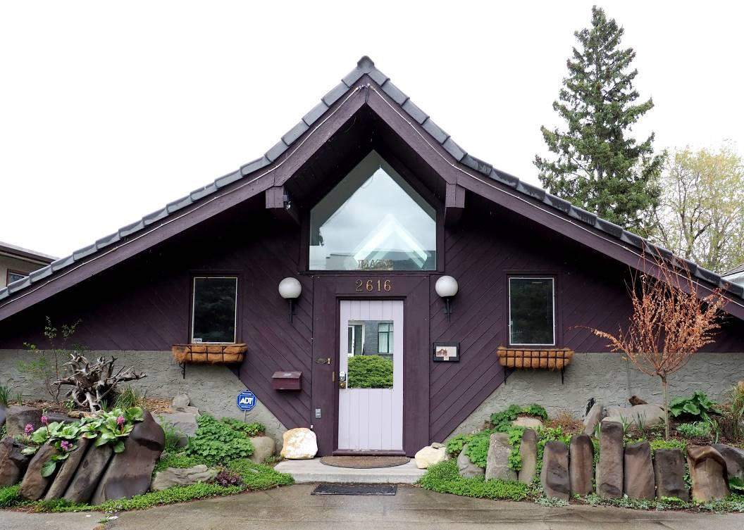 The front of the Norman and Jo Anne Stewart residence, designed by Wolfgang Wenzel.