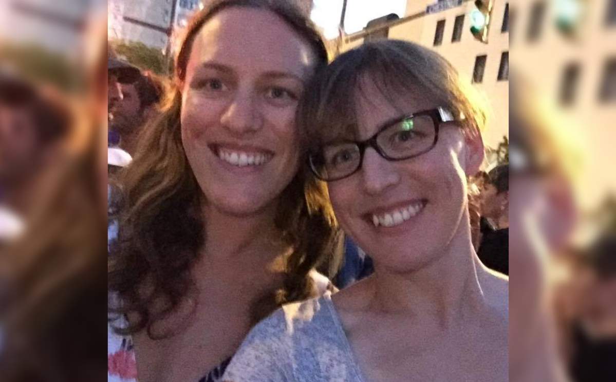 Identical twin sisters Metta Siebert and Hanna Thompson received nearly identical cancer diagnoses just weeks apart.