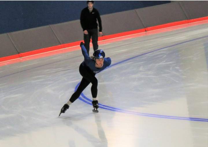 Emma Langstrom speed skating