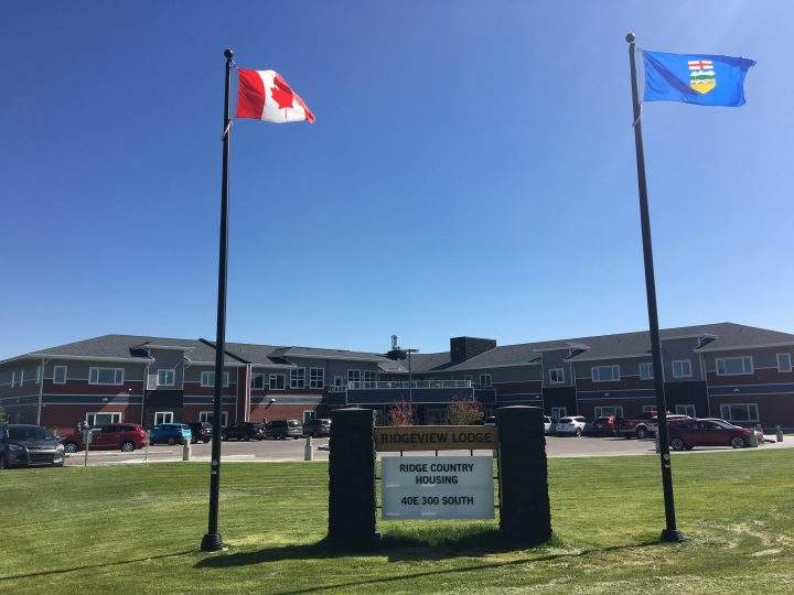 New senior housing complex opens in Raymond, Alta.