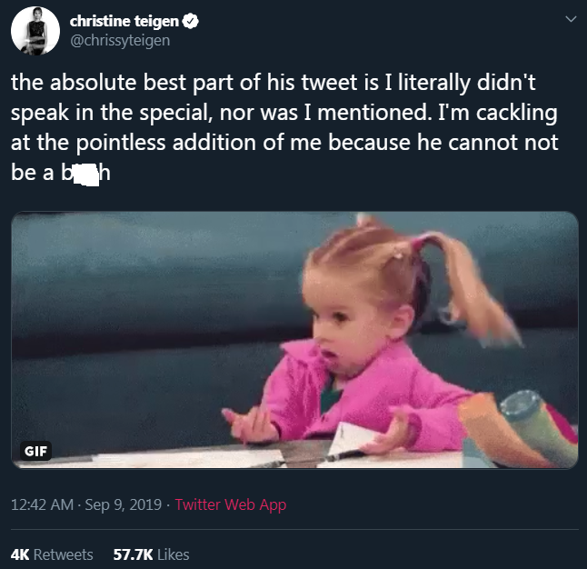 Chrissy Teigen / Twitter