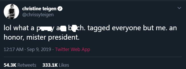 Chrissy Teigen / Twitter