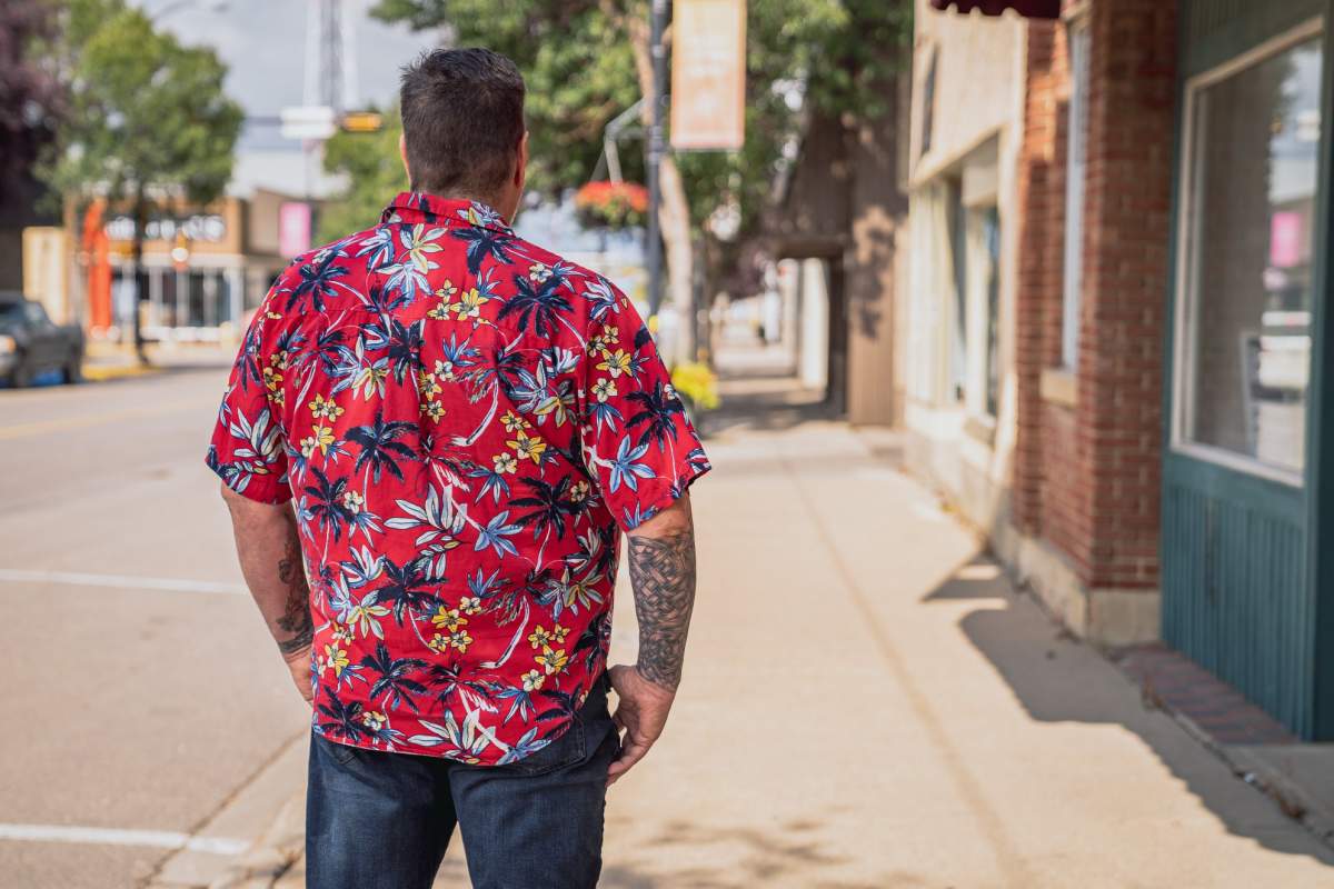 A photo series by Jason Whiting features “Hawaiian Shirt Guy.”