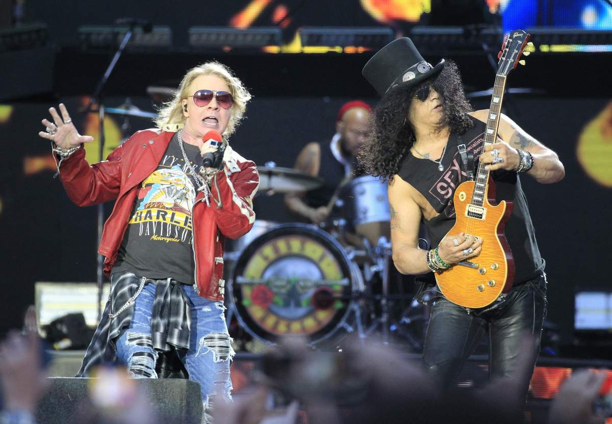 Guns N´Roses’ Axl Rose and Slash perform on the stage during a concert at Vicente Calderon stadium, Madrid, Spain, 4 June 2017. EPA/VICTOR LERENA