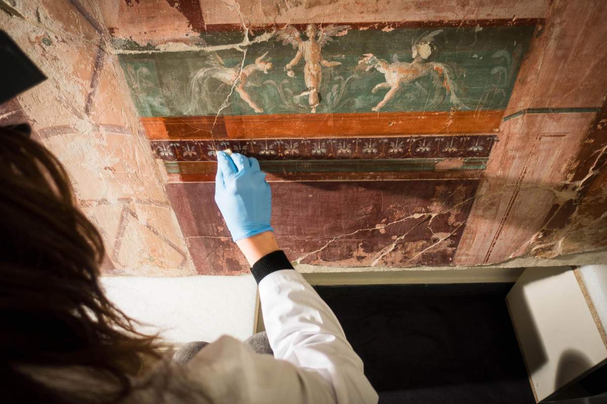 The restoration of a fresco depicting an architectural landscape from the Villa dei Papiri, before departure to be exhibited in the exhibition “Rediscovering the Villa dei Papiri” at the Getty Museum in Malibu from 26 June to 28 October 2019, at Ercolano Archaeological Park, Naples, Italy, 28 January 2019. EPA/CESARE ABBATE