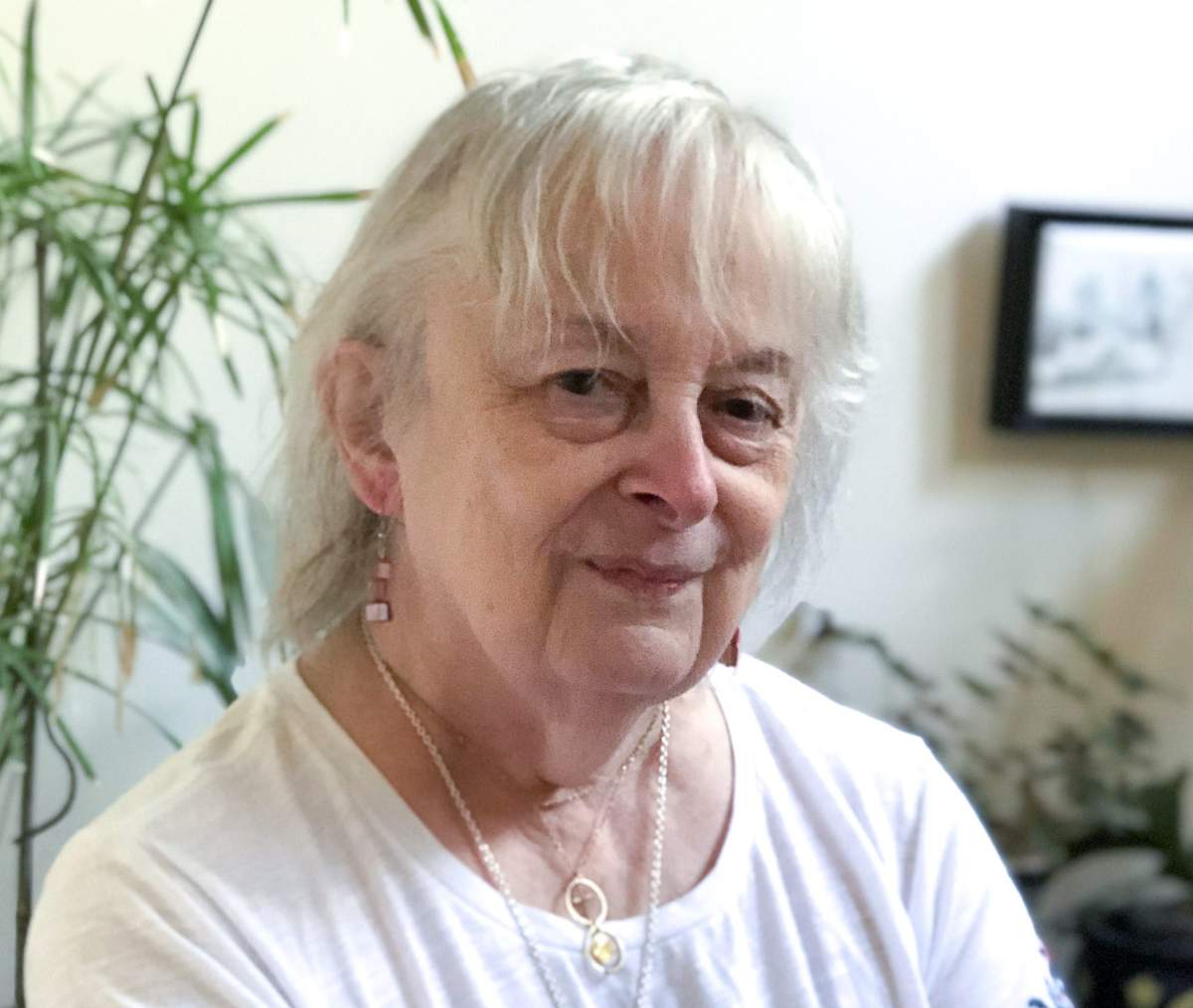 The former Glengarry-Prescott-Russell Green Party candidate says she believes the party's decision to kick her out was discriminatory. 